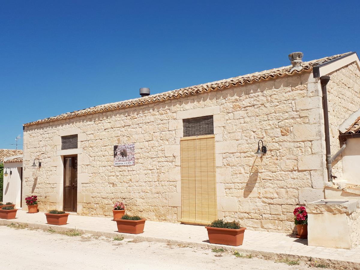 Casa Serrafiori Agriturismo Serrafiori מראה חיצוני תמונה