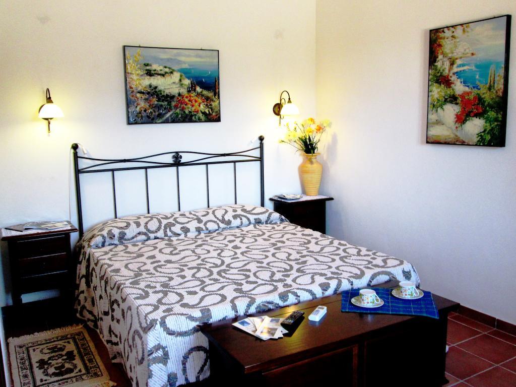 Casa Serrafiori Agriturismo Serrafiori חדר תמונה